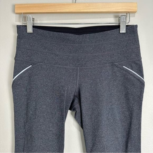 Athleta Gray Cropped Leggings Size Small Petite Back Zip Pocket Reflective - Picture 3 of 13